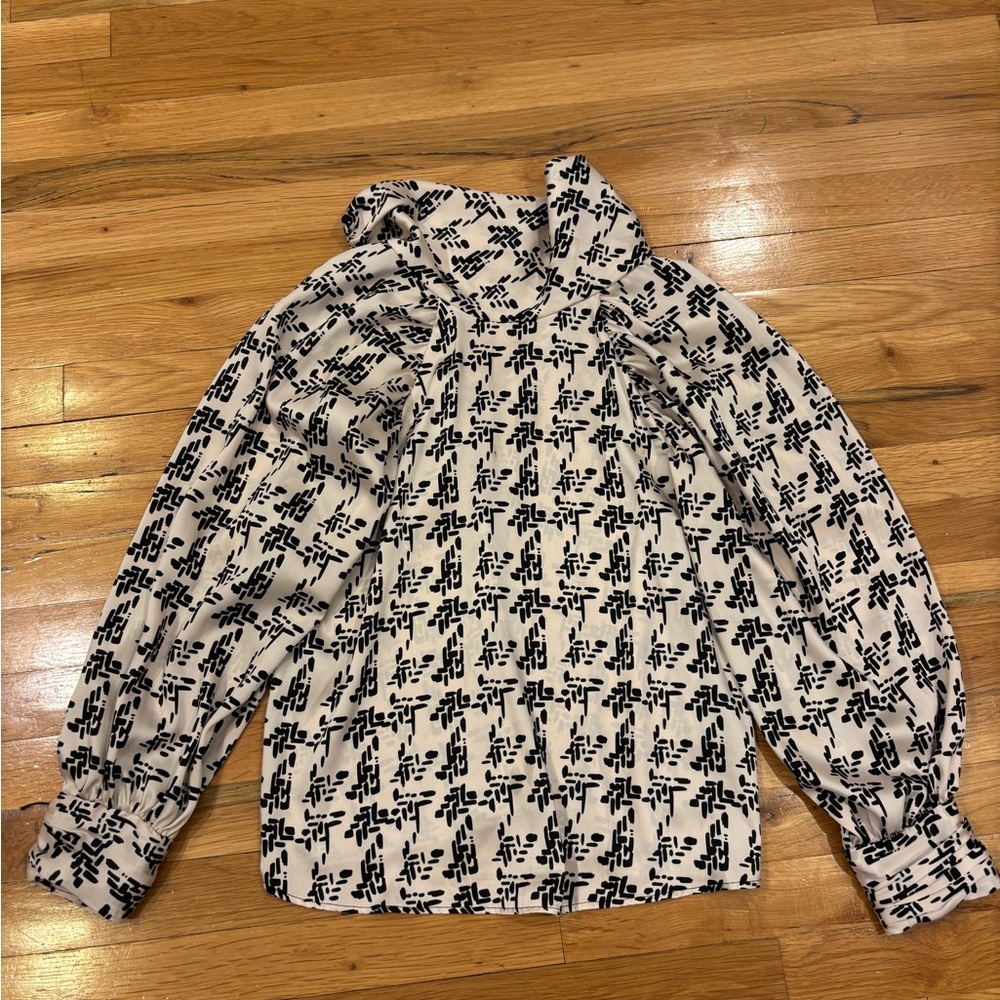Zara Women’s Chic Black and White Patterned Blouse Size S - Picture 2 of 3